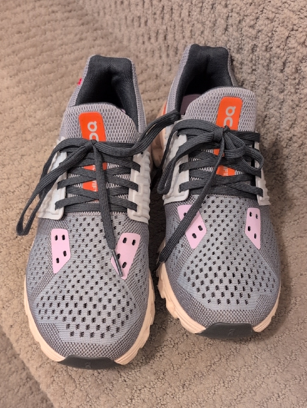 On Cloudswift Running Shoes